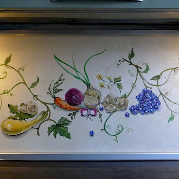 На кухне красиво смотрятся рисунки с овощами или фруктами